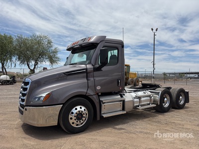 2022 Freightliner Cascadia 126 6x4 T/A Day Cab Truck Tractor