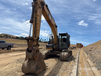 2013 Cat 320E L Escavatore cingolato