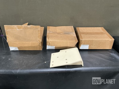 (22) Ruta Supplies 3053774 Mounting Brackets