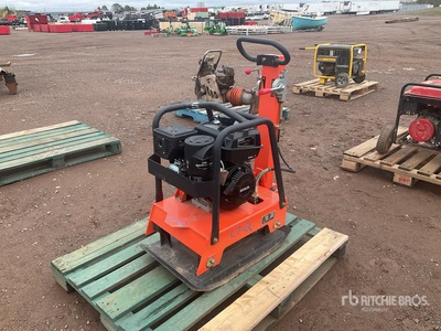 TMG PC160K Reversible Vibratory Plate Compactor