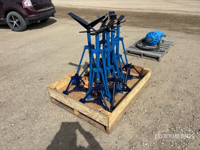 Quantity of (12) Welders Pipe Stands متفرقات