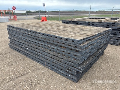 Quantity of (10) 12 ft x 7 ft 2 in Site Access Rig Tappeti per stabilizzatori