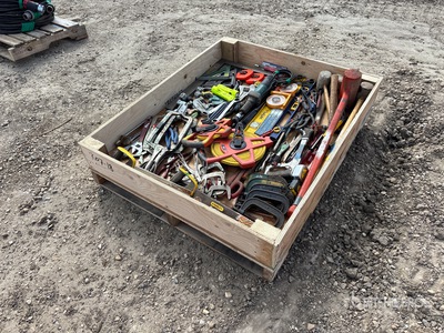 Quantity Of Shop Tools Divers