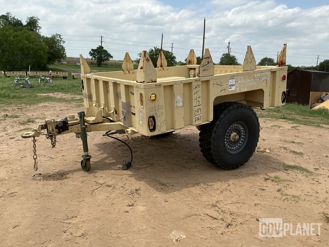 1998 US ARMY Tank Automotive Command M1101 Cargo Trailer