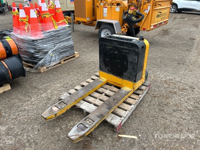 2003 Yale MPB040-EN24T2748 4000 lb Electric Pallet Jack (Inoperable)