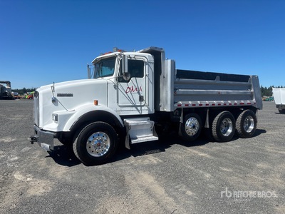 1999 Kenworth T800 8x4 4-Achs Kipper-Lkw