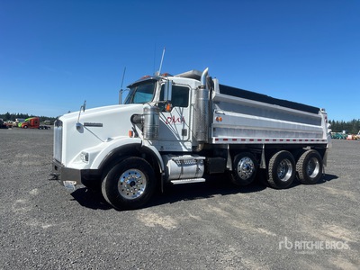 2000 Kenworth T800 8x4 4-Achs Kipper-Lkw