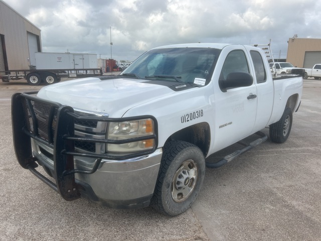 2011 Chevrolet Silverado 2500HD 4x2 Crew Cab Pickup