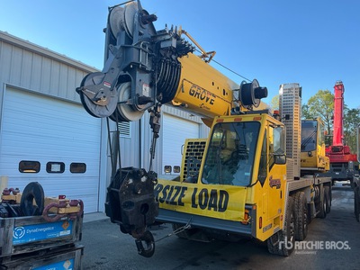 2013 Grove TMS900E 110 ton 8x4x4 Hydraulic Truck Crane
