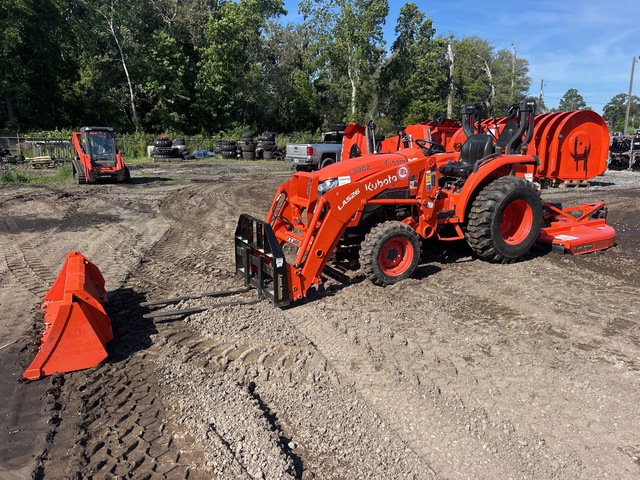 2024 Kubota L3902HST 4WD Utility Tractor