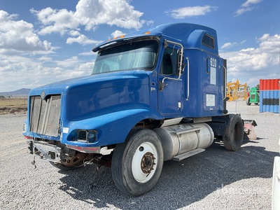 2009 International 9200i 6x4 Tractocamion con Dormitorio (INOPERABLE) / T/A Sleeper Truck Tractor (Inoperable)