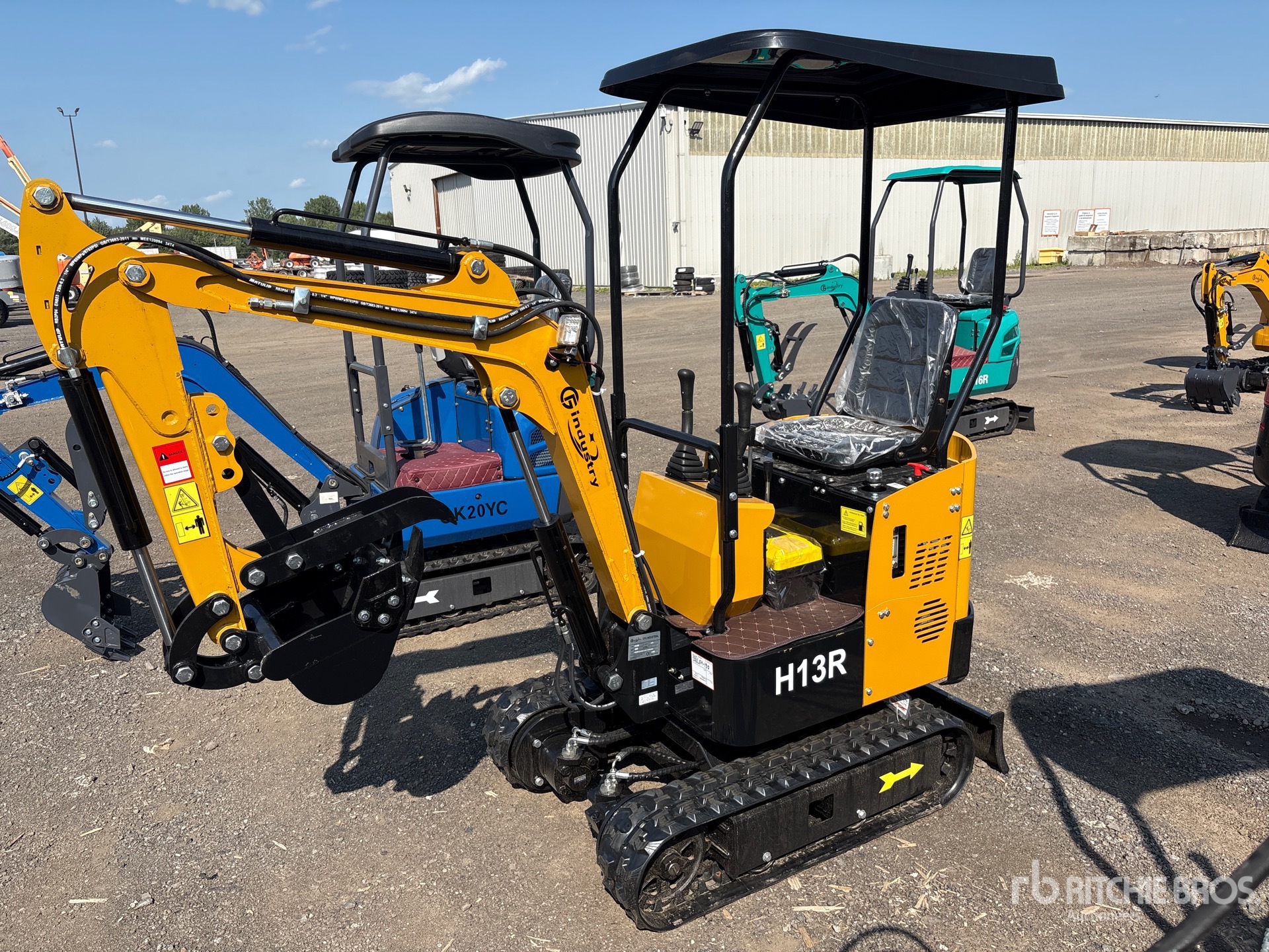 2026 CFG H13R Mini Excavator (Unused)