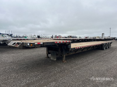 2012 Manac 53 ft Tri/A Extendable Step Deck Trailer