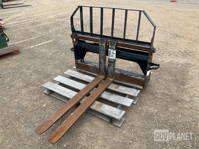 John Deere Skid Steer 48" Fork Attachment