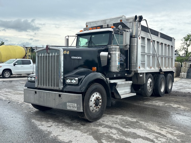 2006 Kenworth W900 8x4 Tri/A Dump Truck 2006 Kenworth W900 8x4 Tri/A Dump Truck
