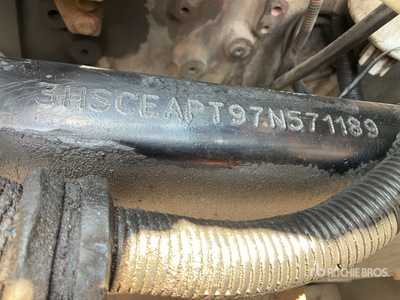 2007 International 9200i 6x4 Tractocamion con Dormitorio (INOPERABLE) / Cabeza Tractora Cabina Dormitorio (Inoperable)