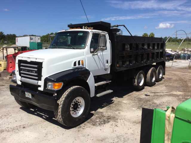2007 Sterling LT9500 Tri/A Dump Truck