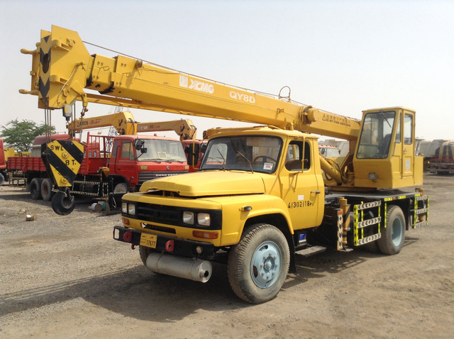 2005 XCMG QY8D All Terrain Crane