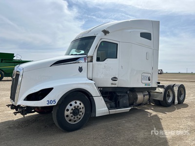 2023 Kenworth T-680 6x4 Cabeza Tractora Cabina Dormitorio