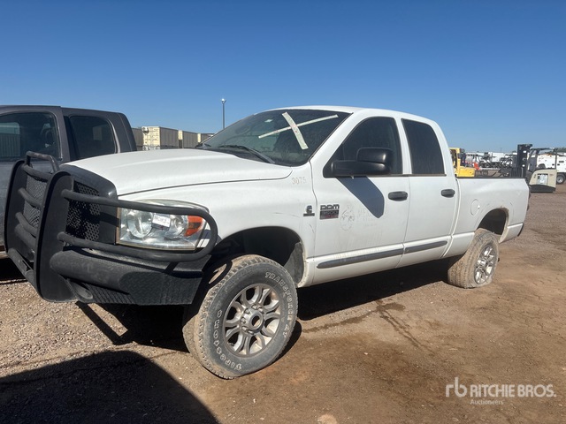 2009 Dodge Ram 3500 4x4 Crew Cab Pickup