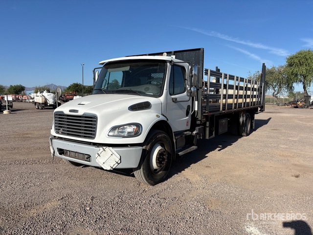 2015 Freightliner M2 106 4x2 Flatbed Truck