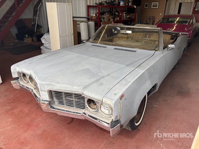 1969 Oldsmobile Delta 88 2WD SUV