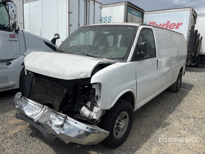 2015 Chevorlet Express 3500 Cargo Van (Inoperable)