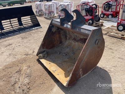 CF 58 in Q/C Cleanup Excavator Bucket