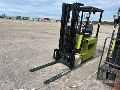 2016 Clark TMX15 2600 lb Electric Forklift