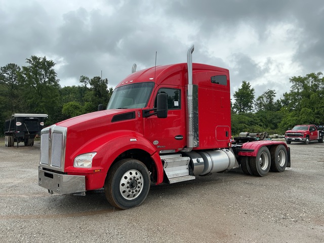 2019 Kenworth T880 6x4 T/A Sleeper Truck Tractor