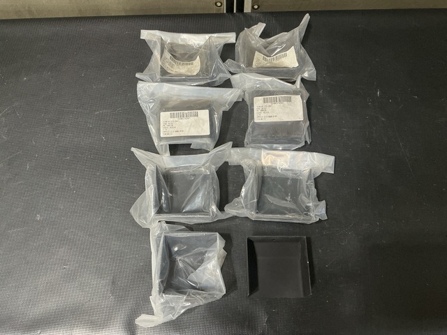 (8) Oshkosh 1988120 Access Covers