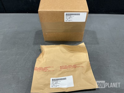 (83) Brighton Cromwell B809-0213 Capacitors