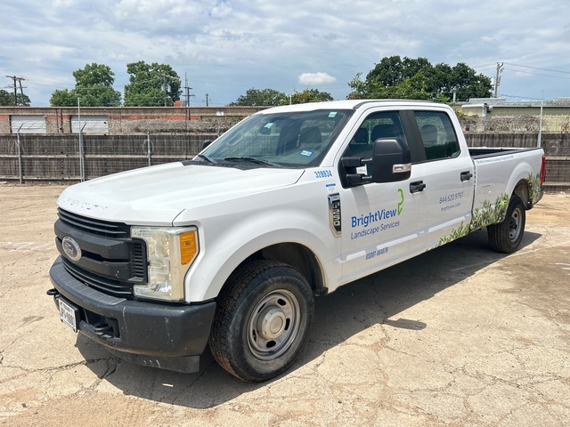 2017 Ford F-250 XL 4x2 Crew Cab Pickup