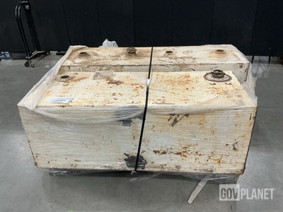 (2) Fuel Tanks