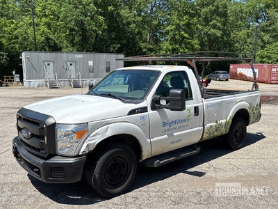 2015 Ford F-250 XL 4x2 Pickup