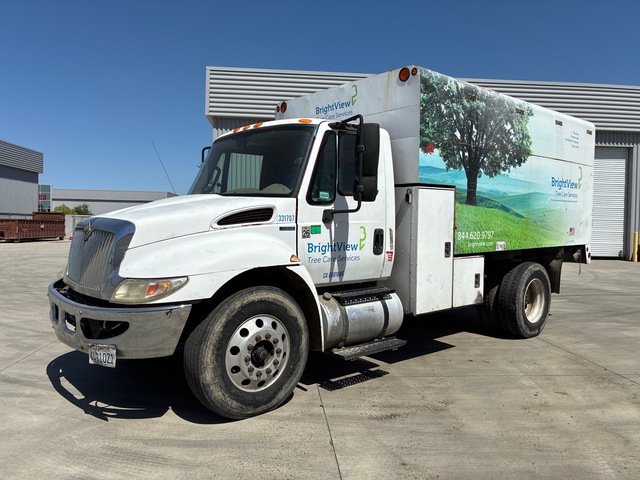 2012 International 4300 4x2 Chipper Truck 2012 International 4300 4x2 Chipper Truck