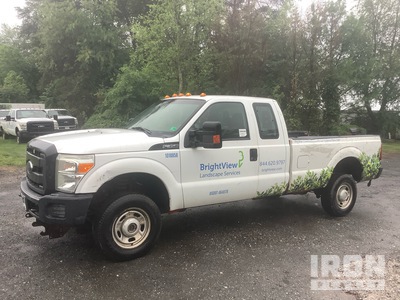2014 Ford F-350 XL 4x4 Extended Cab Pickup