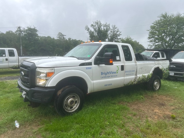 2015 Ford F-350 XL 4x4 Pickup 2015 Ford F-350 XL 4x4 Pickup