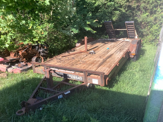 2013 Carry-On 20 ft T/A Equipment Trailer