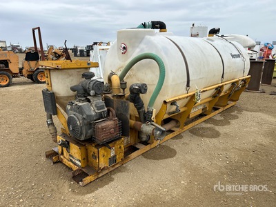 2010 Vermeer MX240 Skidded Pump and Tank for Drill w/45 Stem Pipe Rack Mounted on trailer Impianto miscelazione fanghi
