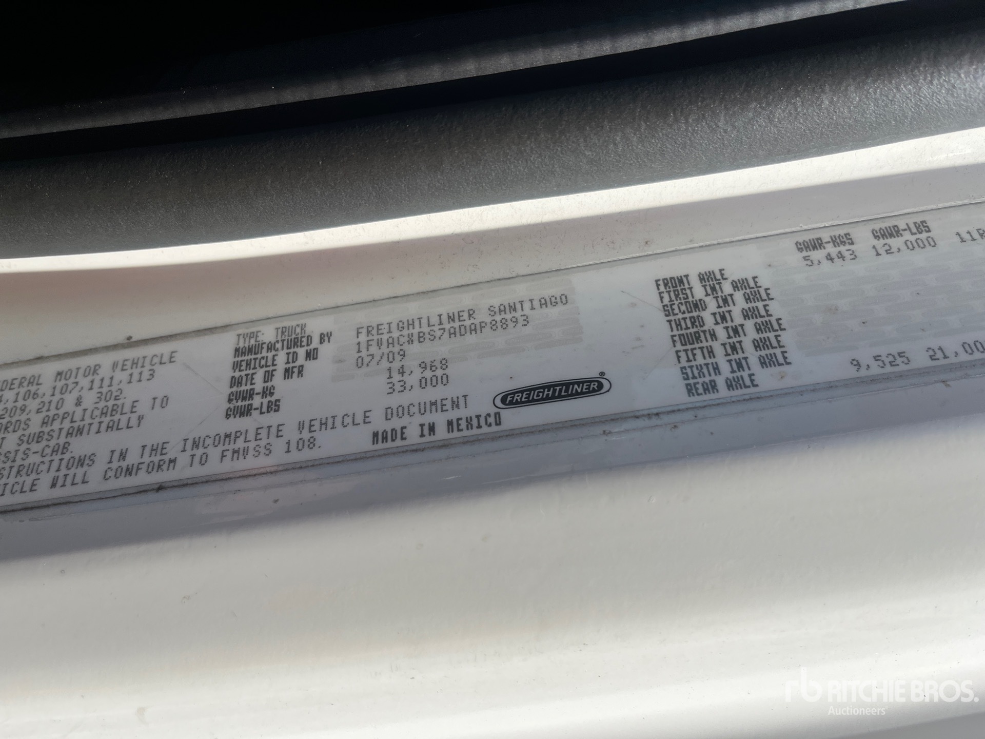2010 Freightliner M2 106 Van Truck