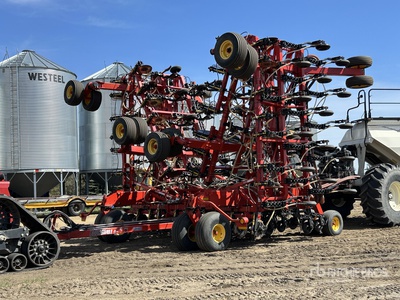 2015 Bourgault 3320 XTC 76 ft Air Drill