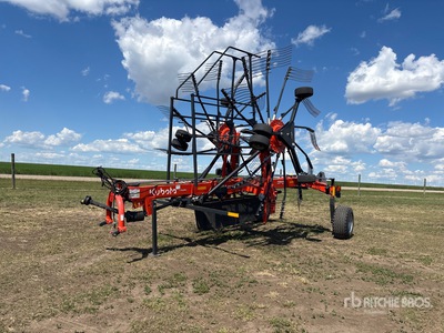 2021 Kubota RA2584 3-Point 2 Rotor Andaineur