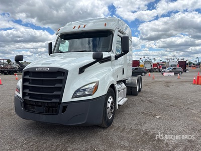 2020 Freightliner Cascadia 126 6x2 T/A Sleeper Truck Tractor