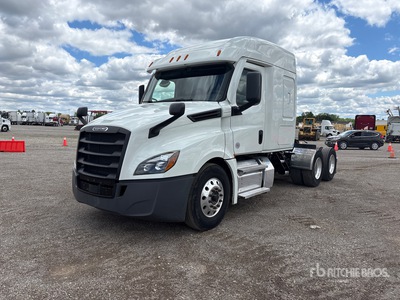 2021 Freightliner Cascadia 126 6x4 T/A Sleeper Truck Tractor