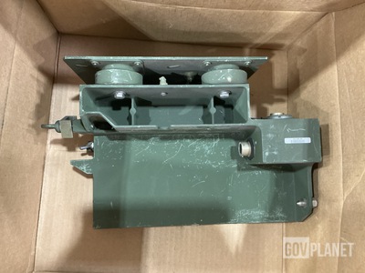 (20) Joint Electronics MT-6353/VRC Electrical Equipment Mounting Bases