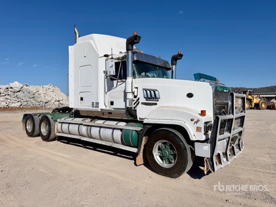 1997 Mack CLR SL Titan 6x4 Heavy Haul T/A Sleeper Truck Tractor