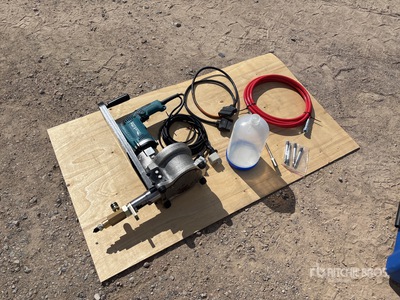 Makita Electric Drill Concrete Divers - Équipement à béton (Unused)