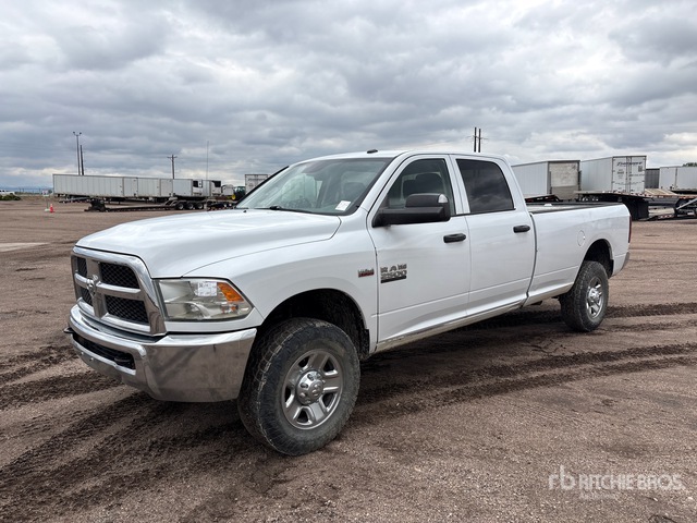 2015 Dodge 2500 4x4 Crew Cab Pickup