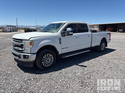2022 Ford F-350 XLT 4x4 Crew Cab Pickup
